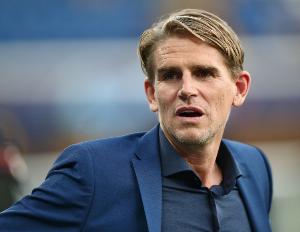 法爾克：狼堡想邀請(qǐng)弗羅因德?lián)误w育總監(jiān)，但后者無意離開拜仁