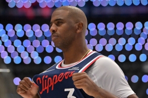 彩虹球衣！保羅效力過球隊：黃蜂 快船 火箭 雷霆 太陽 勇士 馬刺